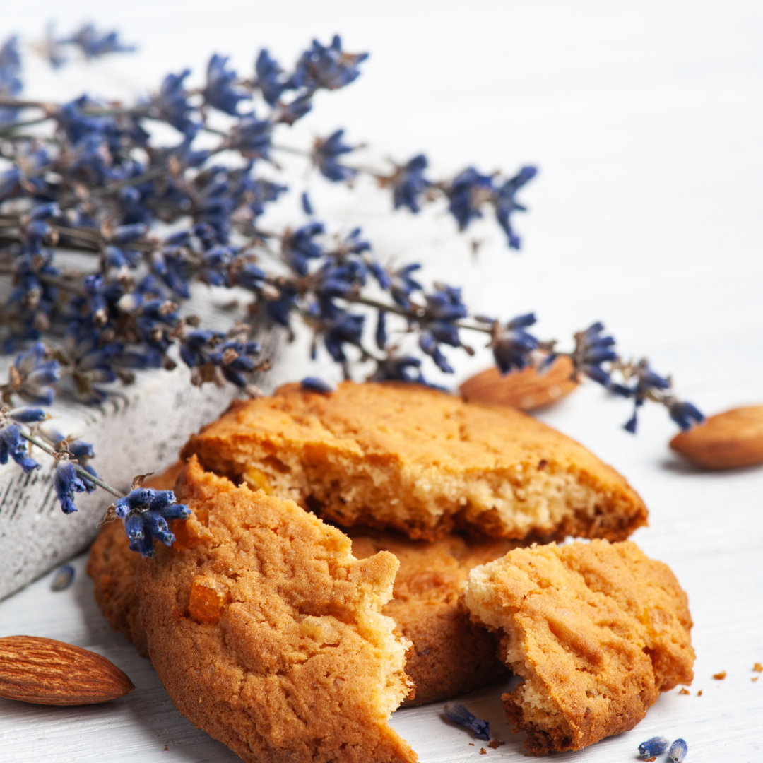 Lavender shortbread cookies PC Iryna Bort, Christmas Eve Dinner Ideas